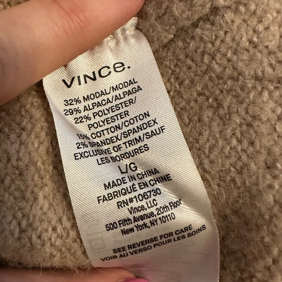 Vince Double Slit Fluffy Alpaca Blend Mock Neck/ Turtleneck Sweater Size L - Picture 6 of 6